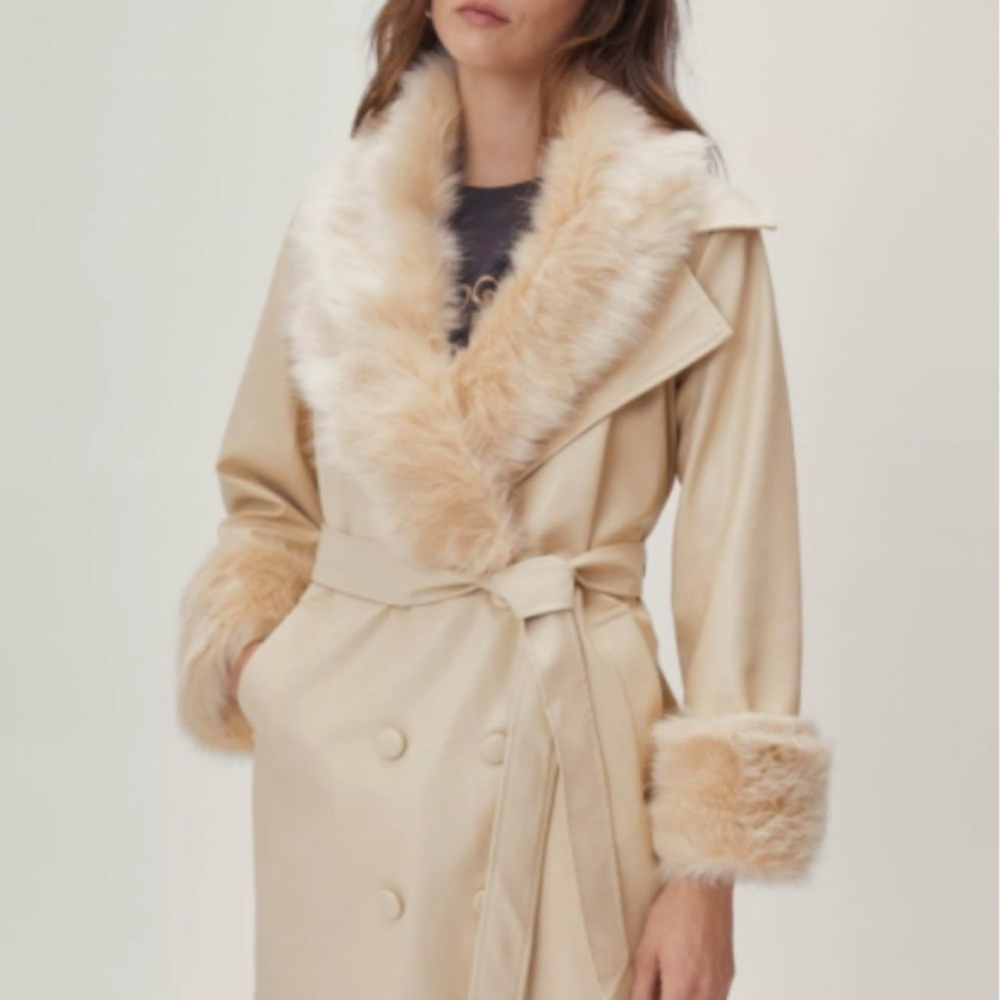 NWOT Women’s Faux Fur Leather Trench Coat Size Small / 0 Nasty Gal